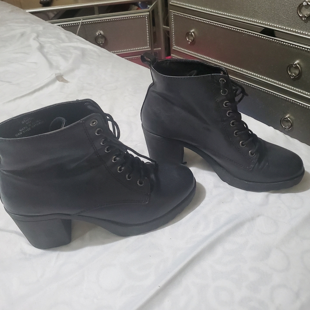 Black ankle heels boots. Size 8.5